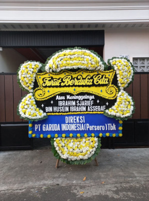 Papan Bunga Duka di Hariang